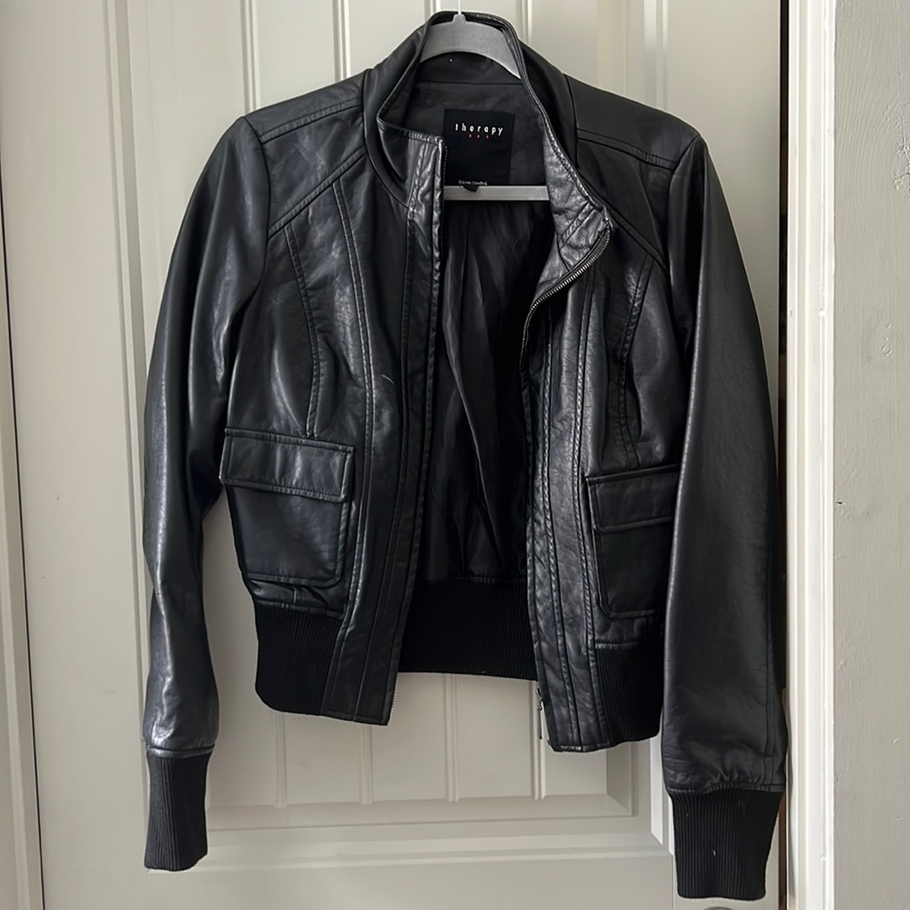 BLACK LEATHER JACKET